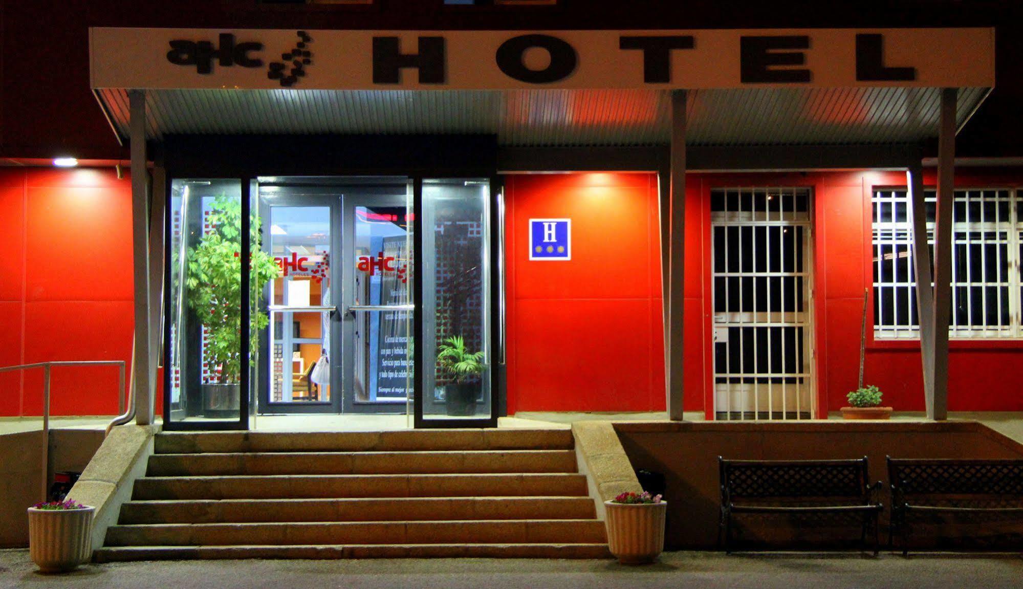 Ahc Hoteles Caces Exteriér fotografie